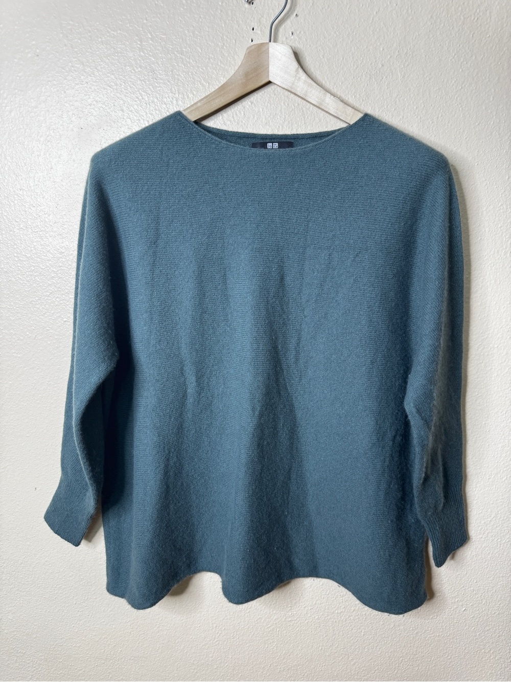 Uniqlo Sweater Womens Large Teal Wool Blend Boat Neck Relaxed Fit Minimalist